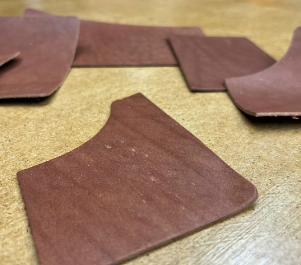 Кошелёк № 3 юфть св орех 1.8-2.0 мм