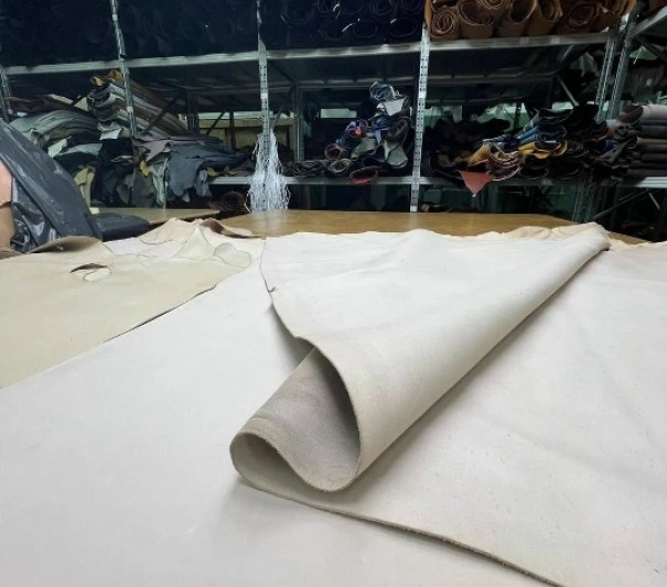 Краст (экспериментальный, розово-бежевый) № 2, без финиша, 1.2-1.6 мм, средний размер 220-260 дм²